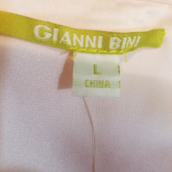 Gianni Bini Vic Crop Top - Picture 3 of 8